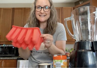 Making Orange Creamsicles with Mme Mélissa